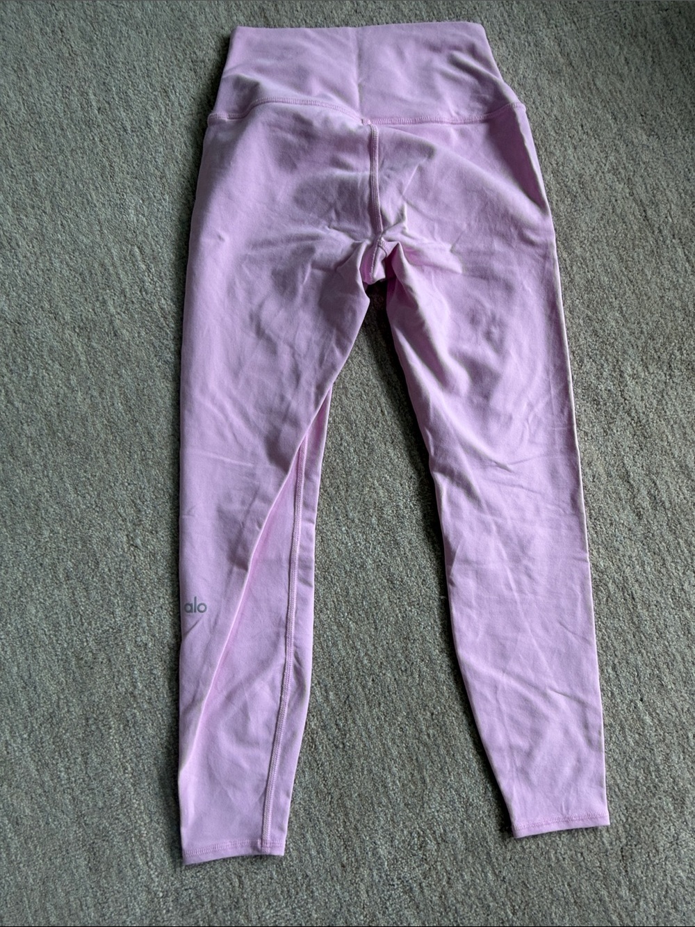 ALO Yoga High Leggings in Light Pink - Picture 4 of 5
